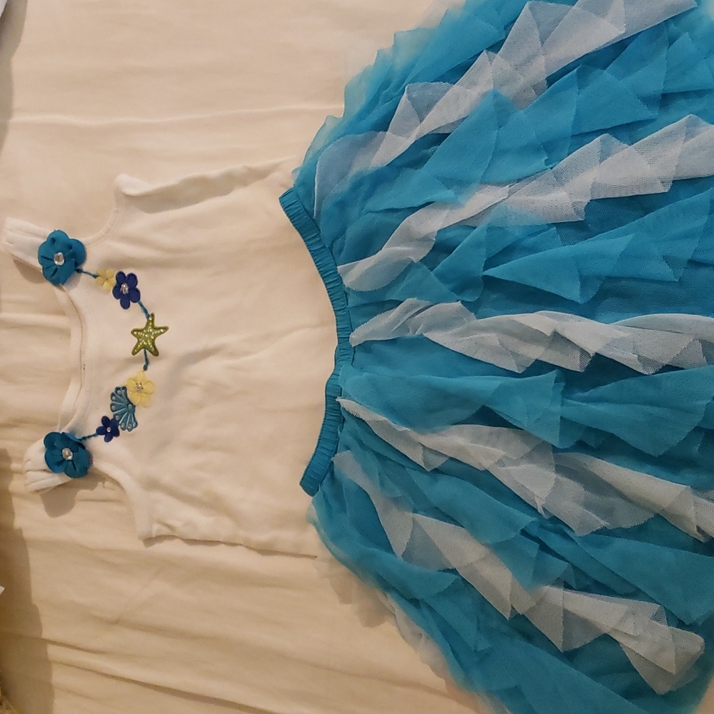 Gymboree tutu and top size 5